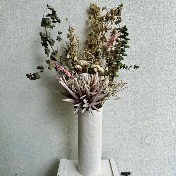 'Mumsy' Dried Flowers in Vase with Chocolate Mothers Day Florist