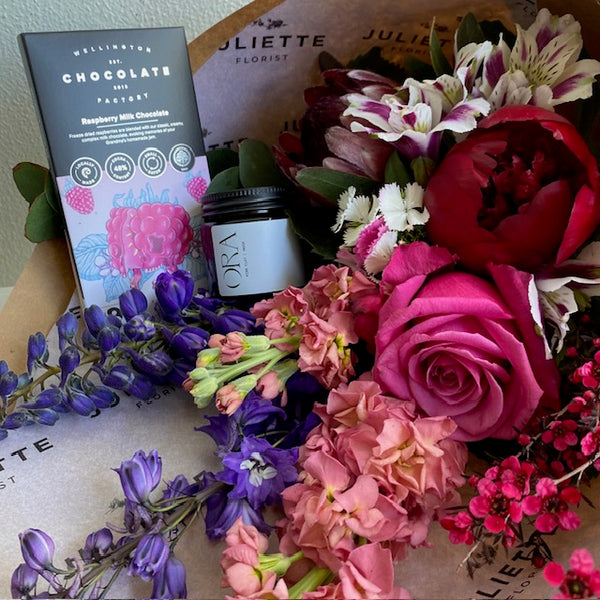 Brown Paper Mix with Pink Clay Mask Gift Delivery Wellington