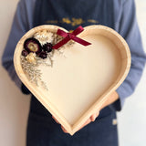 valentines day flowers, valentines day gift, valentines candle, valentines flower order, wellington, eastbourne, seaview, wainuiomata, waiwhetu, boulcott, waterloo, hutt central, pukerua bay, otaki, levin, waikanae, paraparaumu