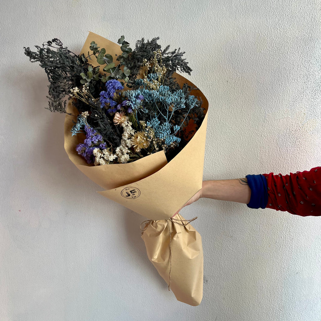 dried flowers protea wellington delivery te aro newtown khandallah johnsonville broadmeadows ngaio crofton downs thorndon paparangi woodridge newlands island bay owhiro bay houghton bay