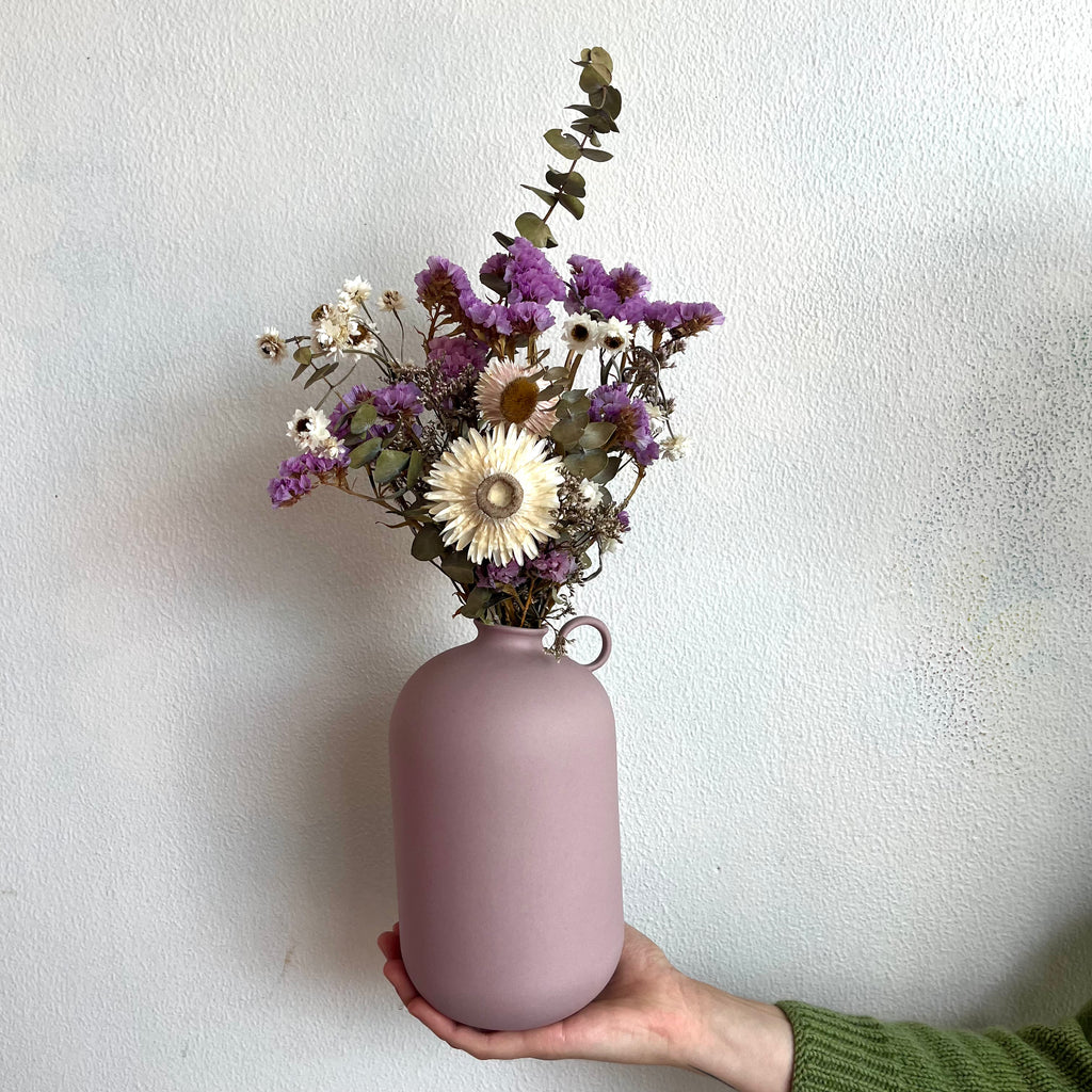 dried flower arrangements, dried flowers wellington, same day dried flower delivery, belmont, korokoro, maungaraki, normandale, tirohanga, kelson, taita, naenae, avalon, stokes valley, trentham, wallacebille, upper hutt