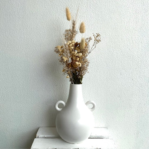 'Henrietta' - Ceramic with Dried Flowers