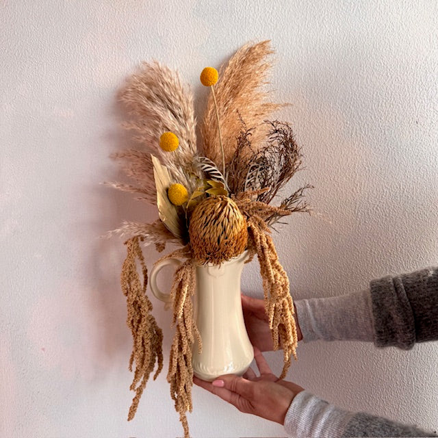 dried flower gift delivery florist wellington lower hutt nz