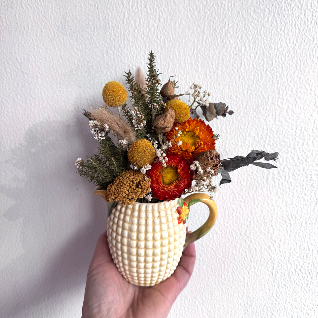 dried floral arrangement florist wellington central delivery kelburn karori wilton northland