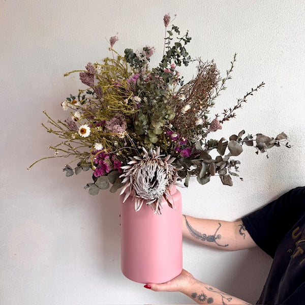 dried flowers gift delivery te aro lower hutt porirua wellington karori thorndon brooklyn newtown island bay florist