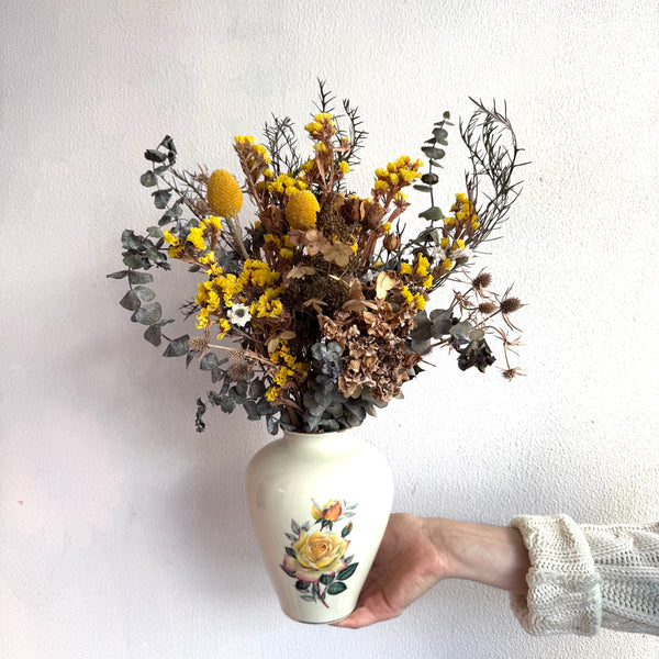 wellington florist delivery te aro mt victoria island bay dried flowers