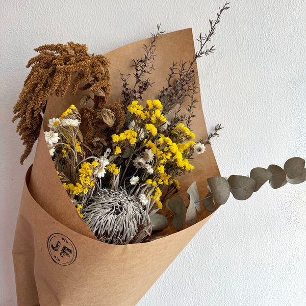 dried flowers protea wellington delivery te aro newtown khandallah