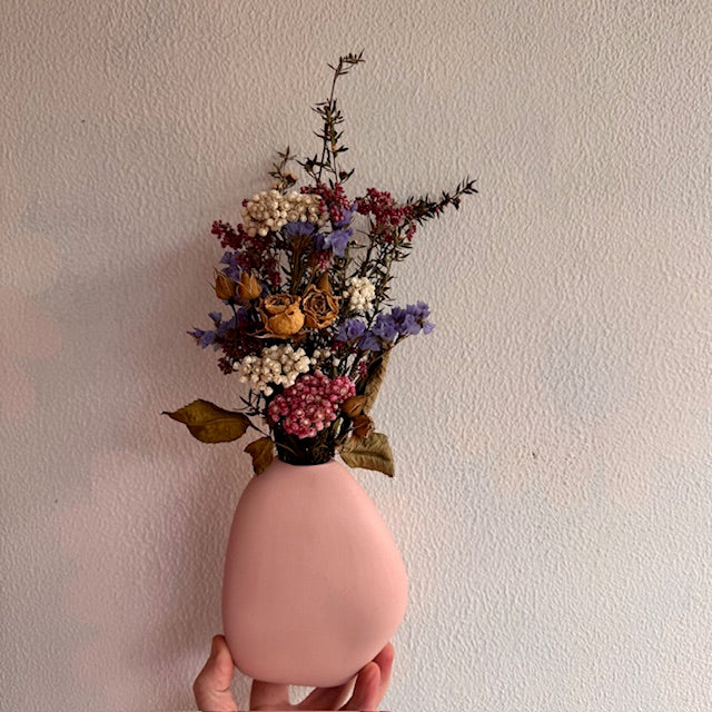 wellington delivery flowers floral dried arrangement thorndon wadestown